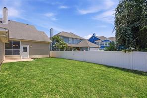 1051 Elm Drive - Photo 24
