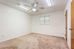 108 Towne West Drive - Photo 15
