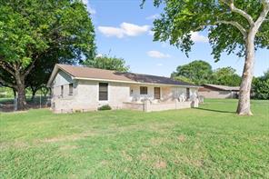 108 Towne West Drive - Photo 2