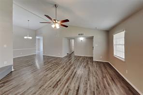 1309 Crestview Drive - Photo 2