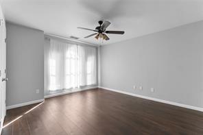 225 Freedom Court - Photo 21