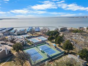 225 Freedom Court - Photo 3