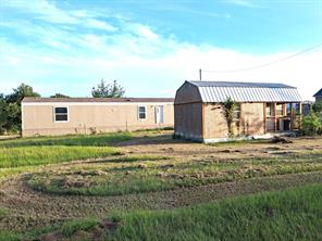 5450 County Road 237a - Photo 3
