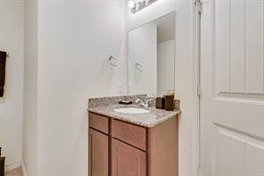 4639 Cherbourg Street - Photo 18