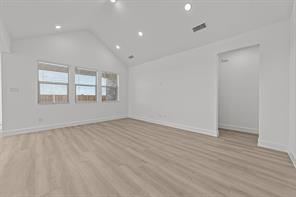 2031 Roaring Fork Drive - Photo 4