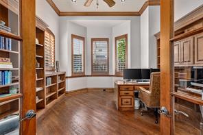 10104 Claiborne Lane - Photo 8