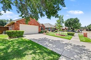 2620 Redcedar Drive - Photo 4