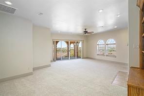 7713 Lakeview Circle - Photo 23
