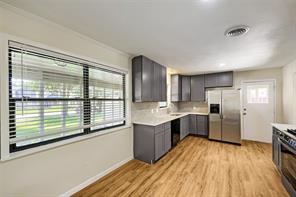 7053 Brooks Avenue - Photo 16