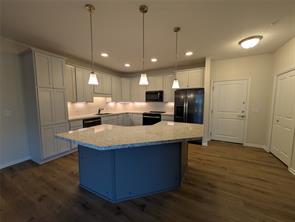 930 Stockton Drive - Photo 2