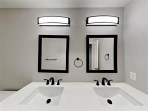 2161 Lone Pecan Drive - Photo 9
