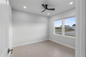 548 Highview Court - Photo 30