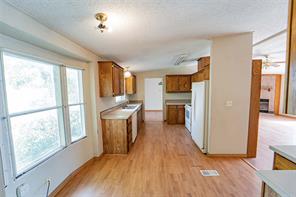 2517 County Road 215 - Photo 6