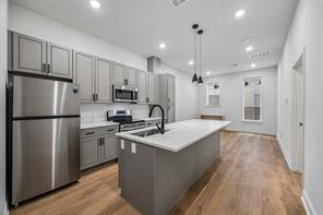 2010 Commerce Street - Photo 1