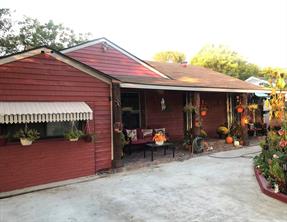 6709 Lovett Avenue - Photo 1