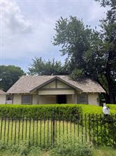 1007 W Clarendon Drive - Photo 1