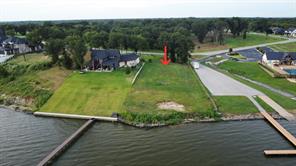 1582 Shoreline Drive - Photo 2