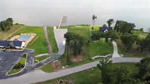 1582 Shoreline Drive - Photo 4