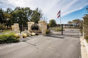 1582 Shoreline Drive - Photo 8