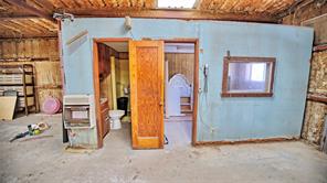 105 W Highway 82 - Photo 22