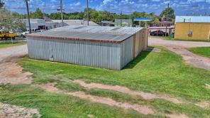 105 W Highway 82 - Photo 4