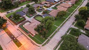 800 Brownfield Drive - Photo 2