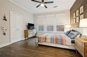 526 S Edgefield Avenue - Photo 21