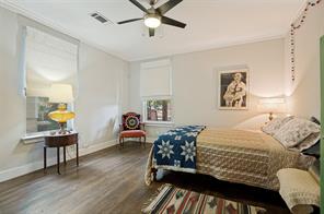 526 S Edgefield Avenue - Photo 27