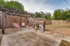 526 S Edgefield Avenue - Photo 35