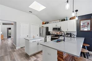 417 Shadow Grass Avenue - Photo 14