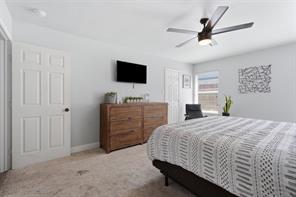 417 Shadow Grass Avenue - Photo 19
