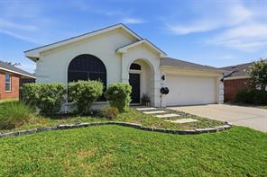 417 Shadow Grass Avenue - Photo 2