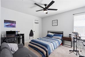 417 Shadow Grass Avenue - Photo 24