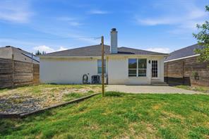 417 Shadow Grass Avenue - Photo 36