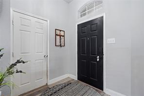 417 Shadow Grass Avenue - Photo 5
