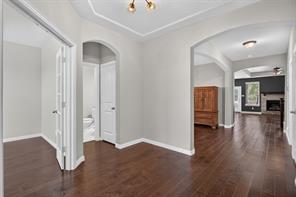 2066 Avondown Road - Photo 2