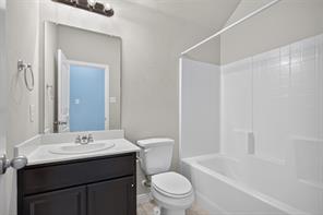 2066 Avondown Road - Photo 20