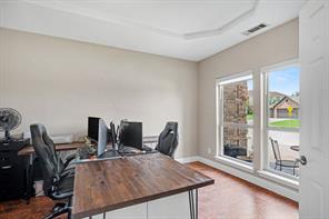 5520 Champlain Drive - Photo 16