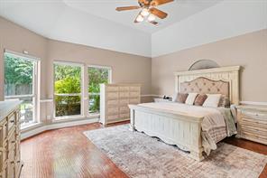 5520 Champlain Drive - Photo 20
