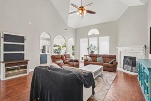 5520 Champlain Drive - Photo 9