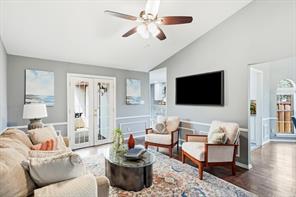4902 Van Ness Street - Photo 11