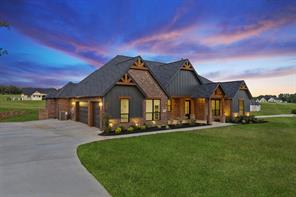2043 Vaquero Drive - Photo 1