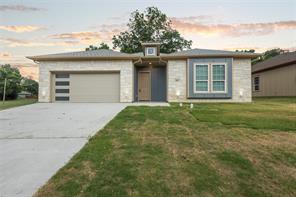 401 S 4th Street - Photo 2