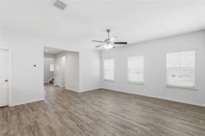 1408 Ross Avenue - Photo 3