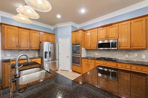 8904 Thornway Drive - Photo 16