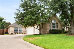 8904 Thornway Drive - Photo 3