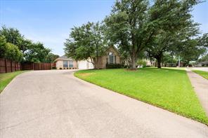 8904 Thornway Drive - Photo 5