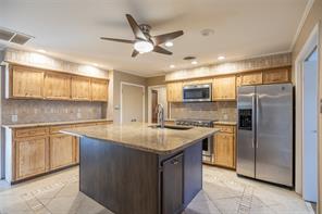 55 Surrey Square - Photo 11