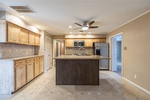 55 Surrey Square - Photo 12