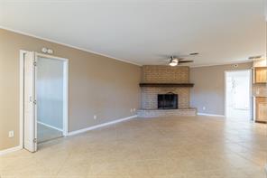 55 Surrey Square - Photo 15
